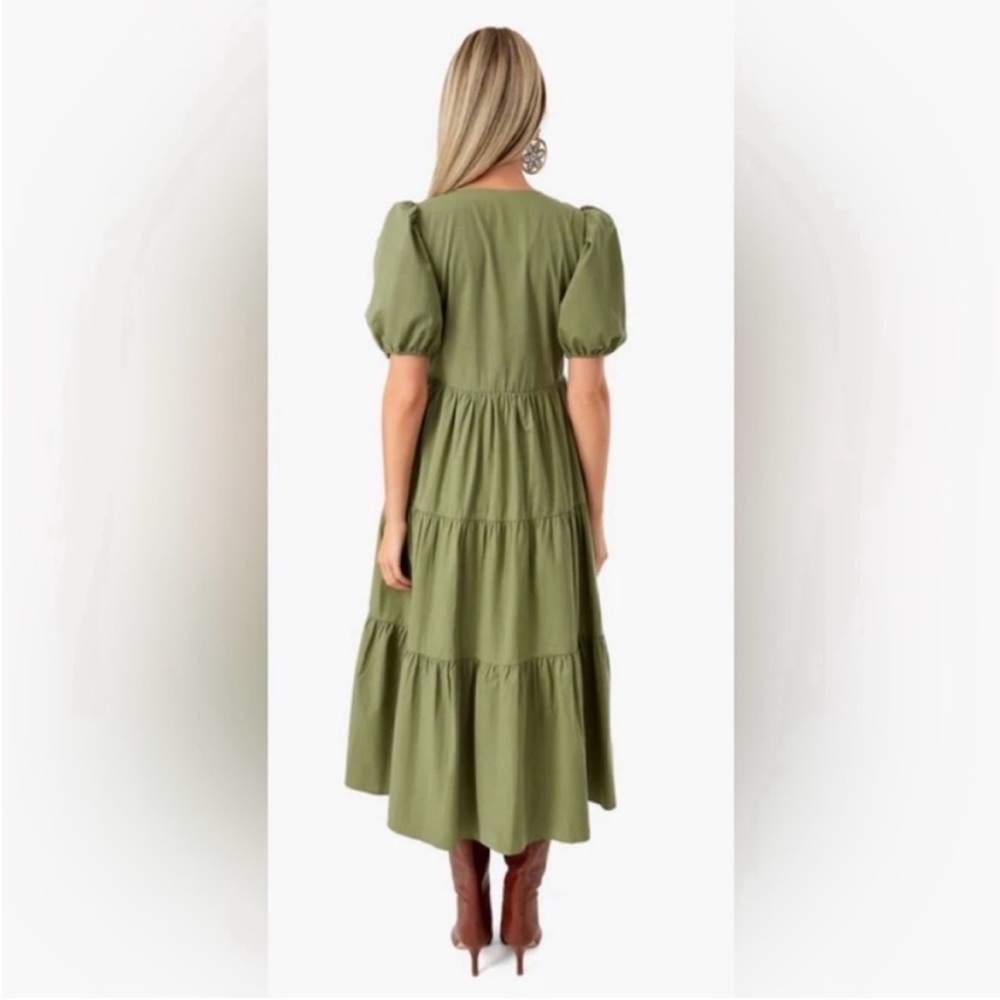 Elegant Green Puff Sleeve Dress - Picture 3 of 11